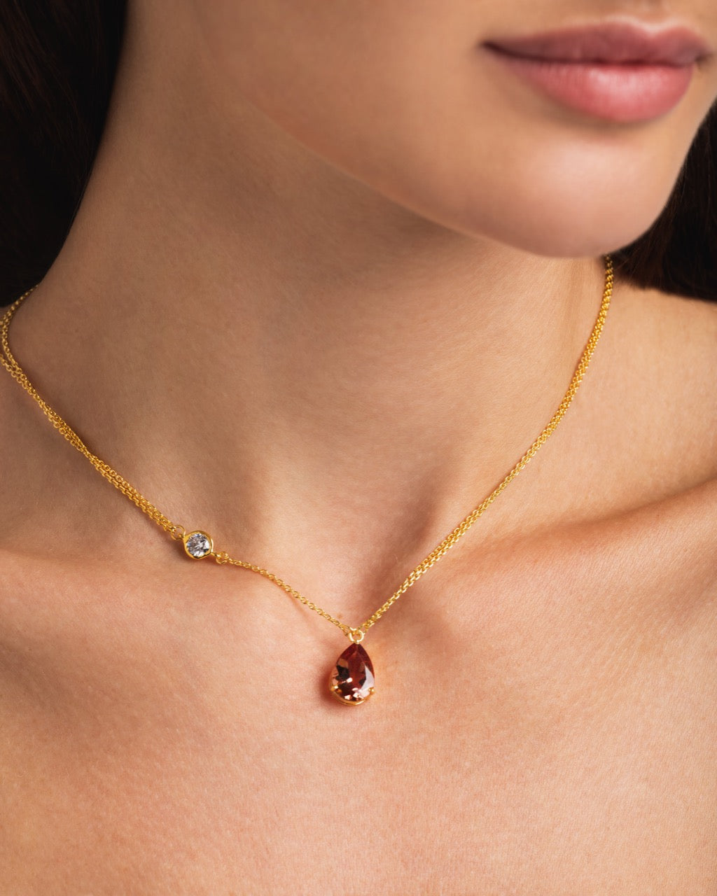 zultanite stone-necklace-gold